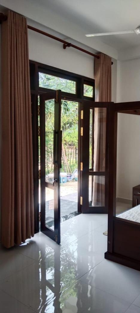 Villa Elegant - Weligama Eksteriør bilde